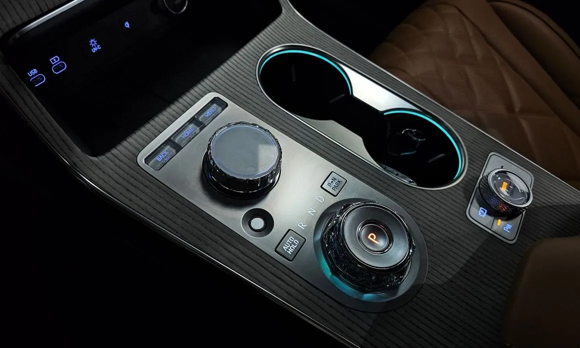 Genesis GV80 — фото 10