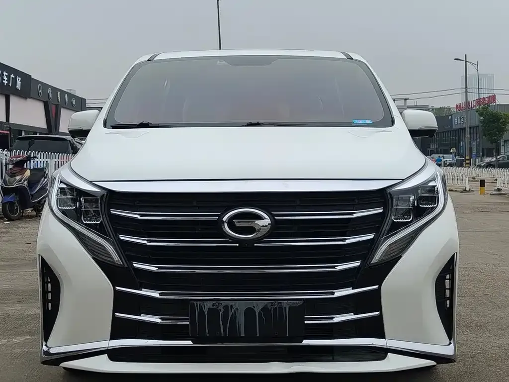 GAC Motor Trumpchi M8 — фото 1