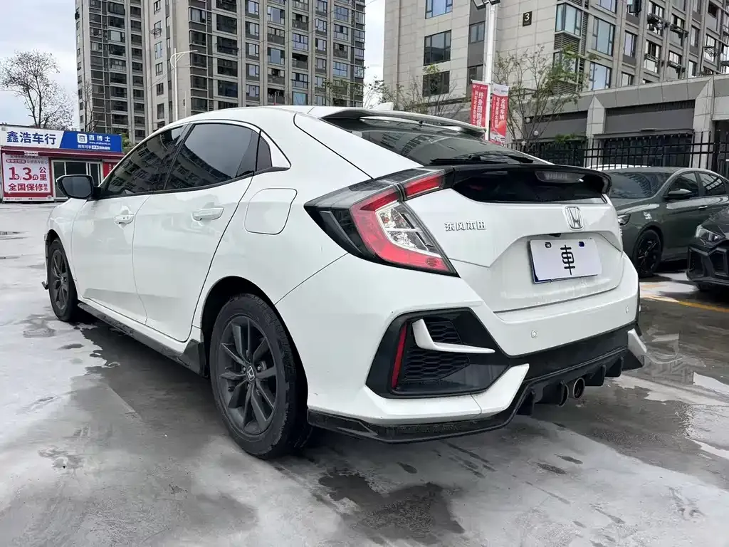 Honda Civic — фото 8