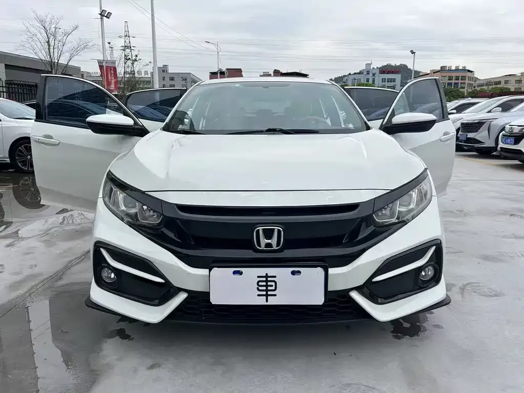 Honda Civic — фото 7