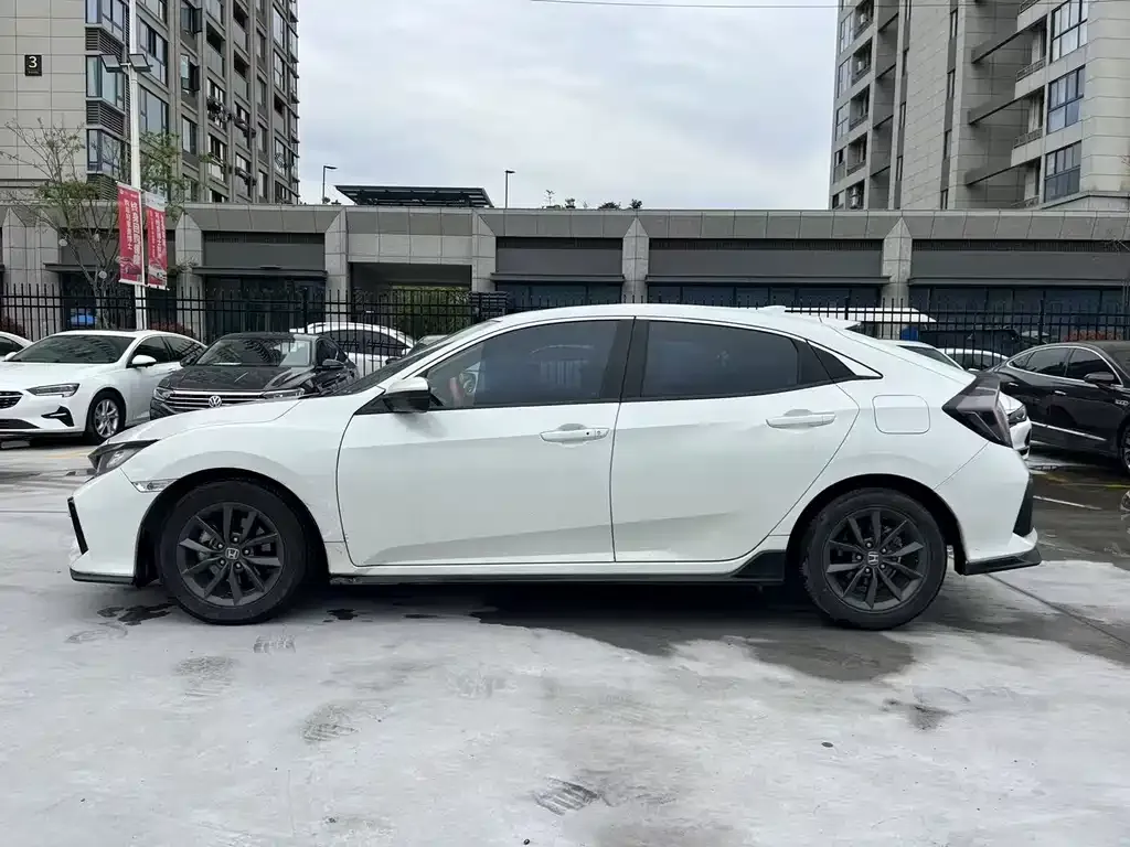 Honda Civic — фото 9