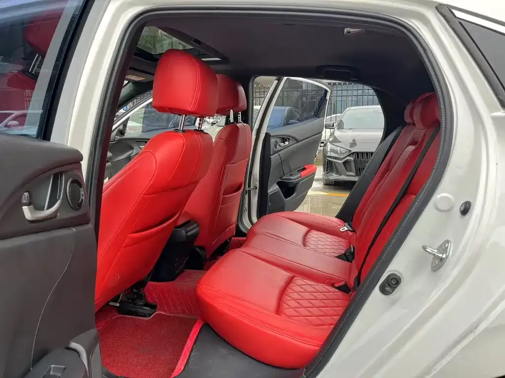 Honda Civic — фото 3