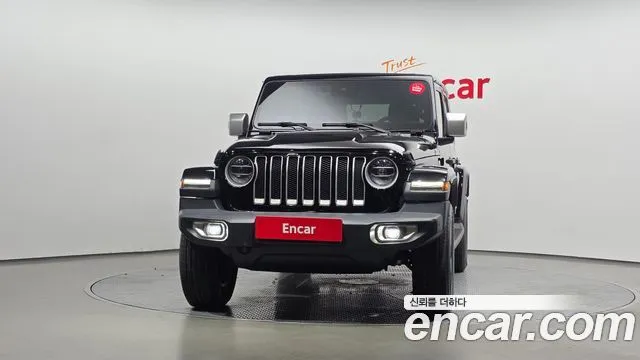 Jeep Wrangler — фото 4