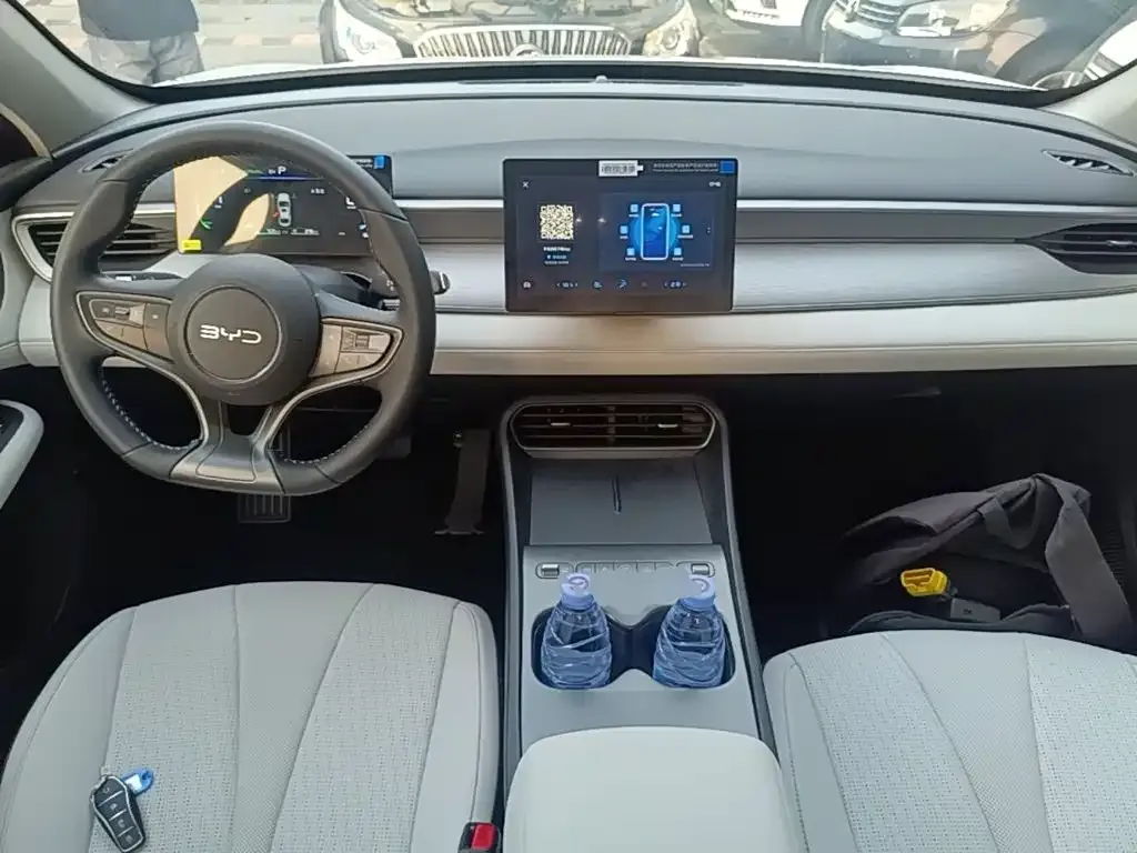 BYD Seal 05 DM-i — фото 3