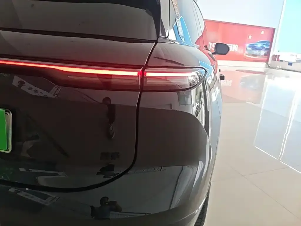 NIO EC6 — фото 3