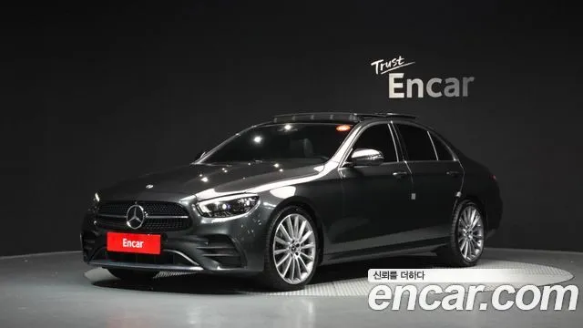 Mercedes-Benz E-Class — фото 1