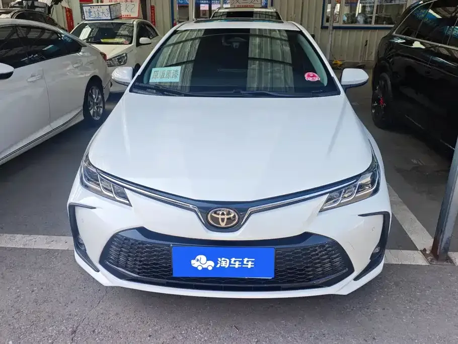 Toyota Corolla — фото 6