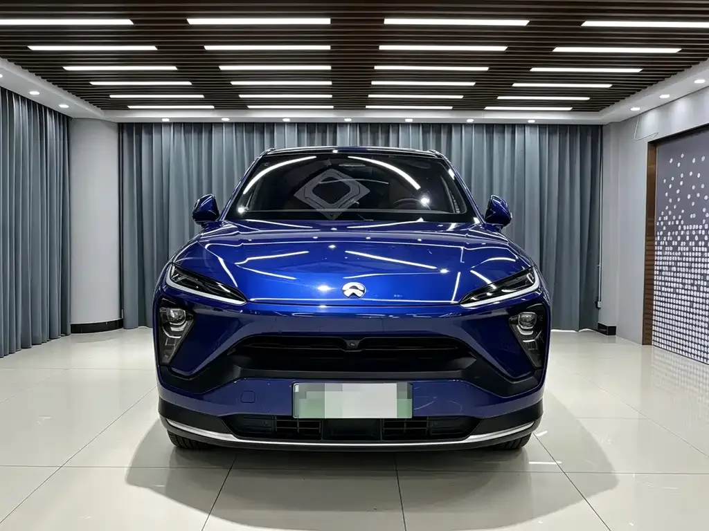 NIO EC6 — фото 8