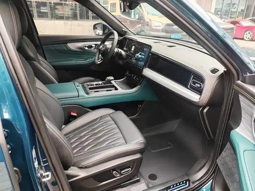 GAC Motor Trumpchi GS8 — фото 4