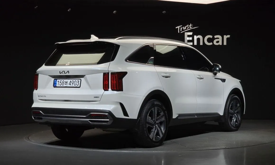 Kia Sorento — фото 3