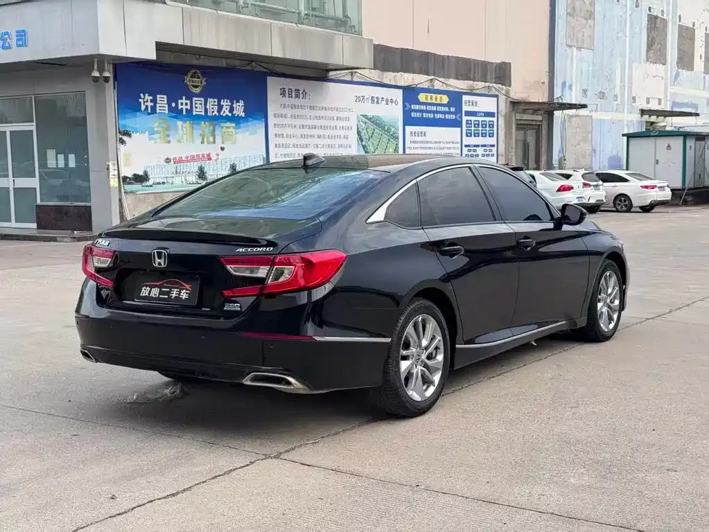 Honda Accord — фото 3