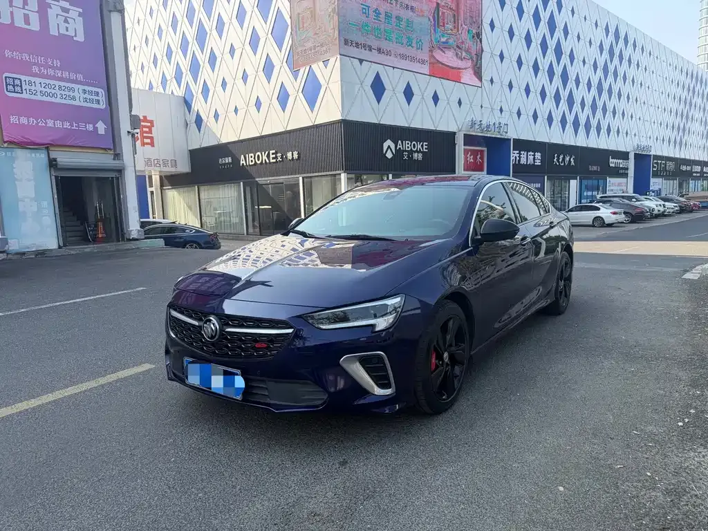 Buick Regal — фото 1