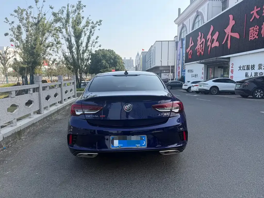 Buick Regal — фото 10