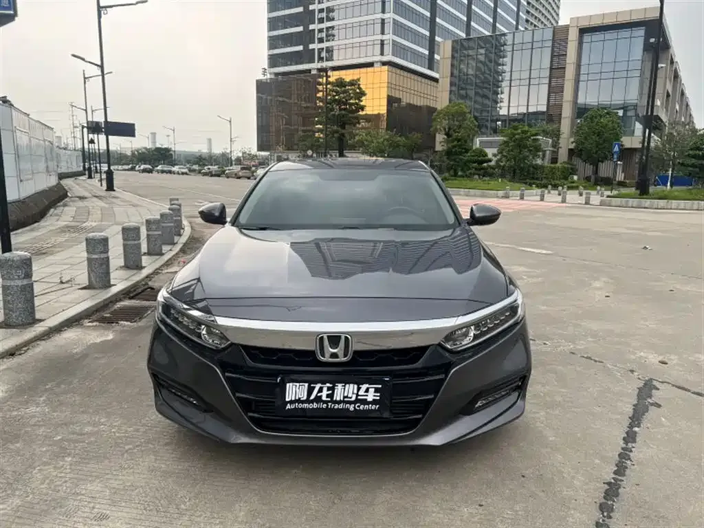 Honda Accord — фото 5