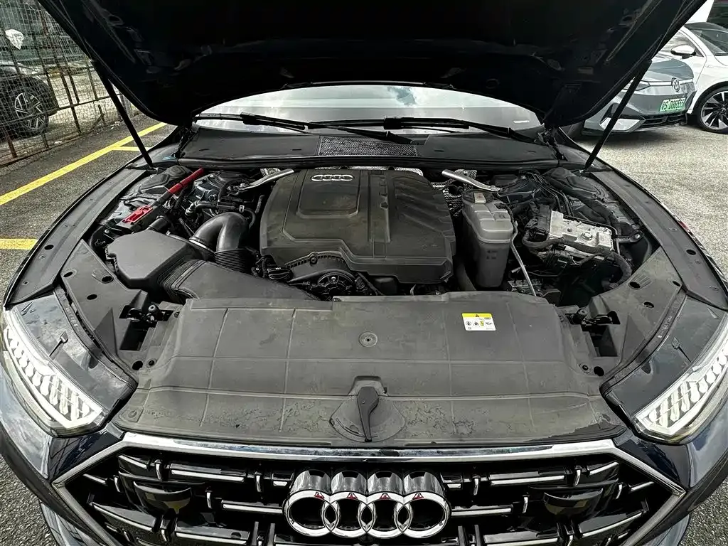 Audi A7L — фото 6