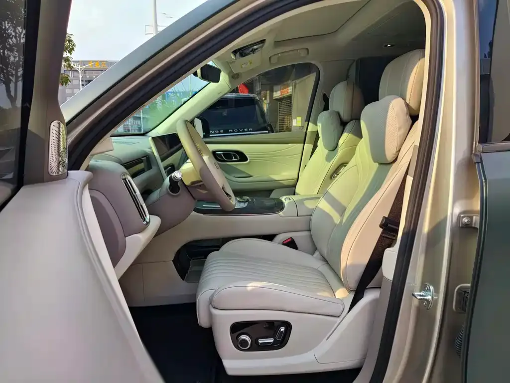 Geely Galaxy M9 — фото 4