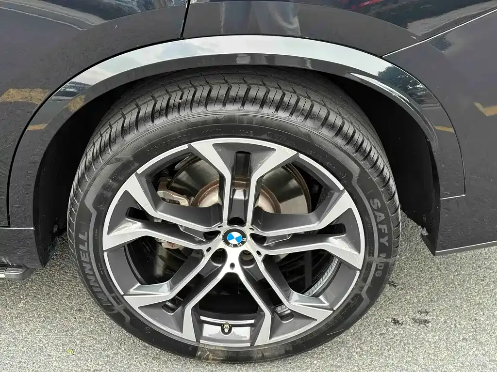 BMW X5 — фото 4