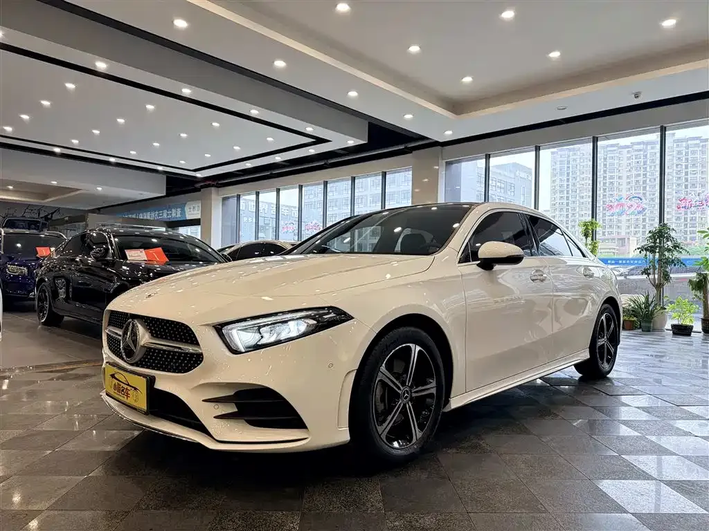 Mercedes-Benz A-Class — фото 1