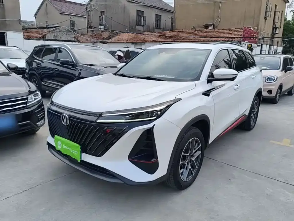 Changan CS75 PLUS — фото 1