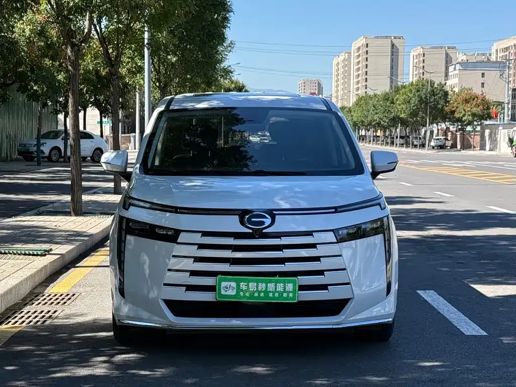 GAC Motor Trumpchi E8 — фото 5