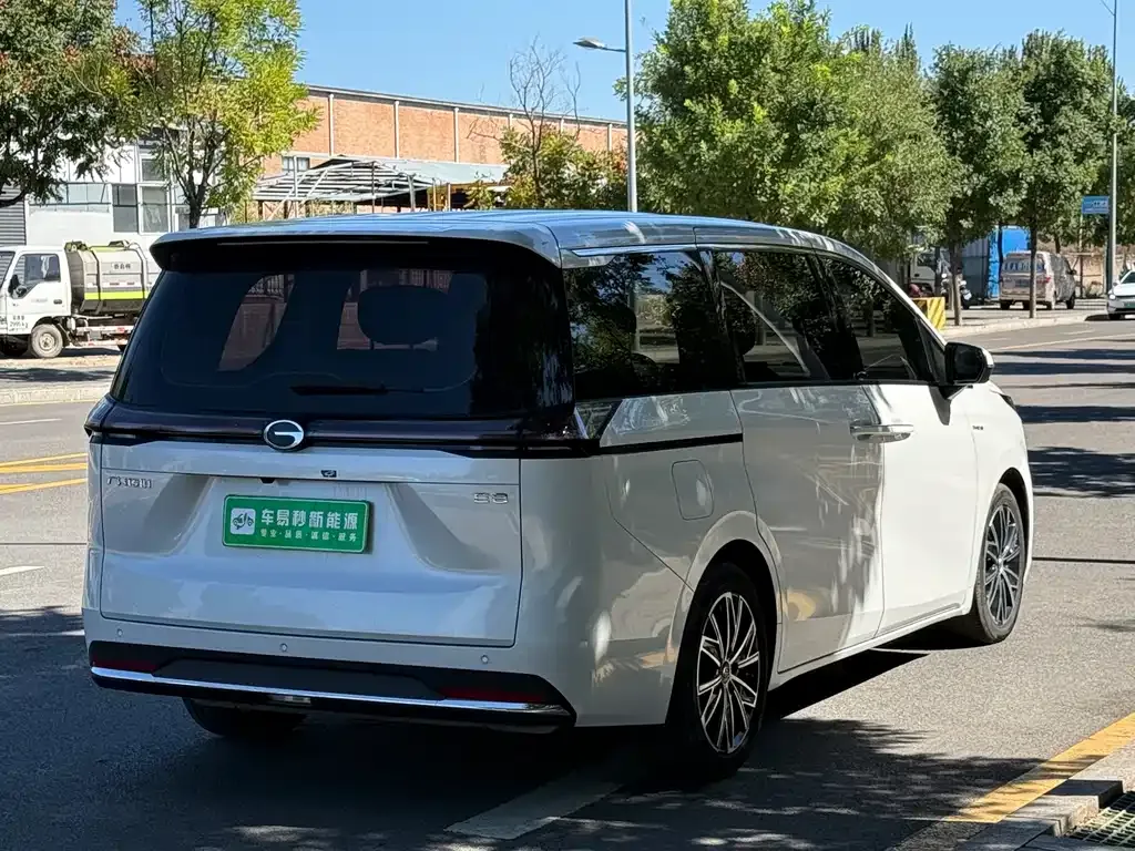 GAC Motor Trumpchi E8 — фото 9