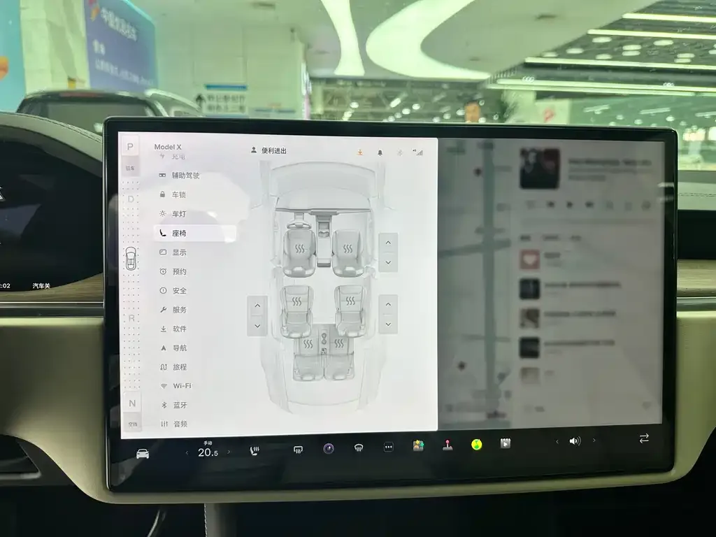 Tesla Model X — фото 9
