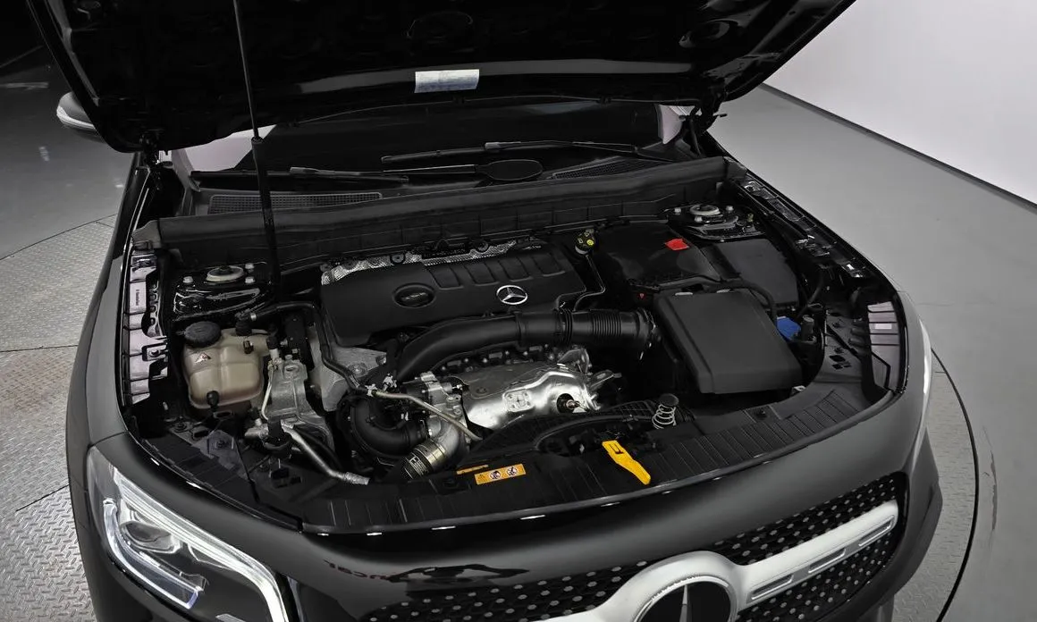 Mercedes-Benz GLB-Class — фото 10