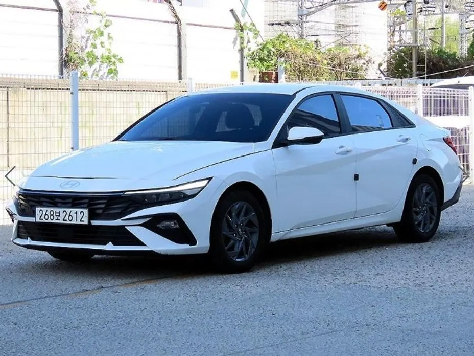 Hyundai AVANTE — фото 4