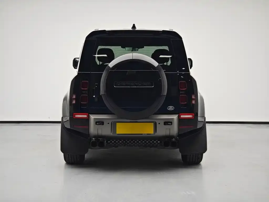 Land Rover Defender — фото 9