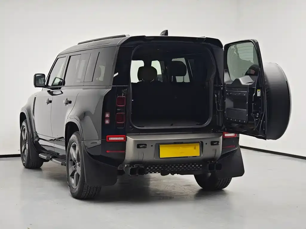Land Rover Defender — фото 7
