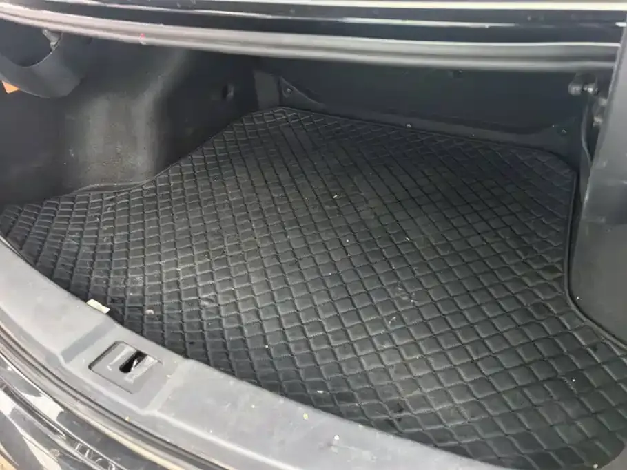 Hongqi E-QM5 — фото 2