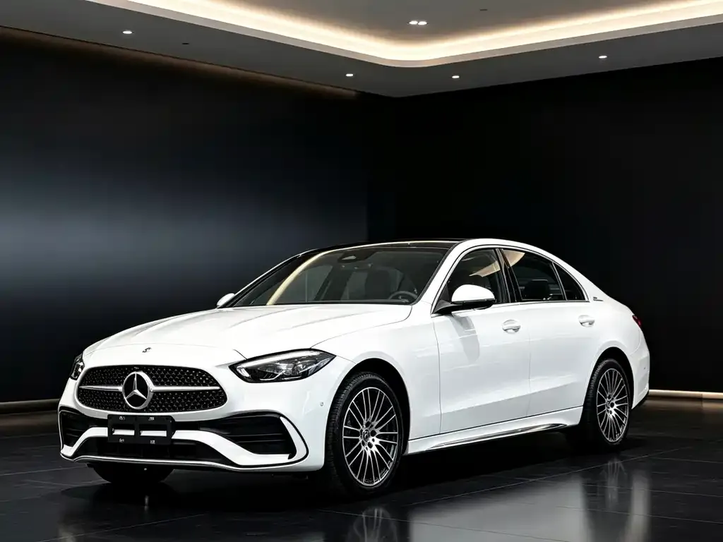 Mercedes-Benz C-Class — фото 1