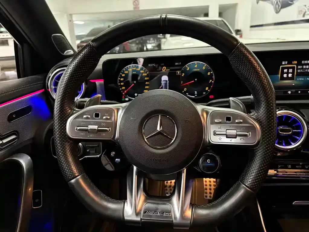 Mercedes-Benz A-Class AMG — фото 7