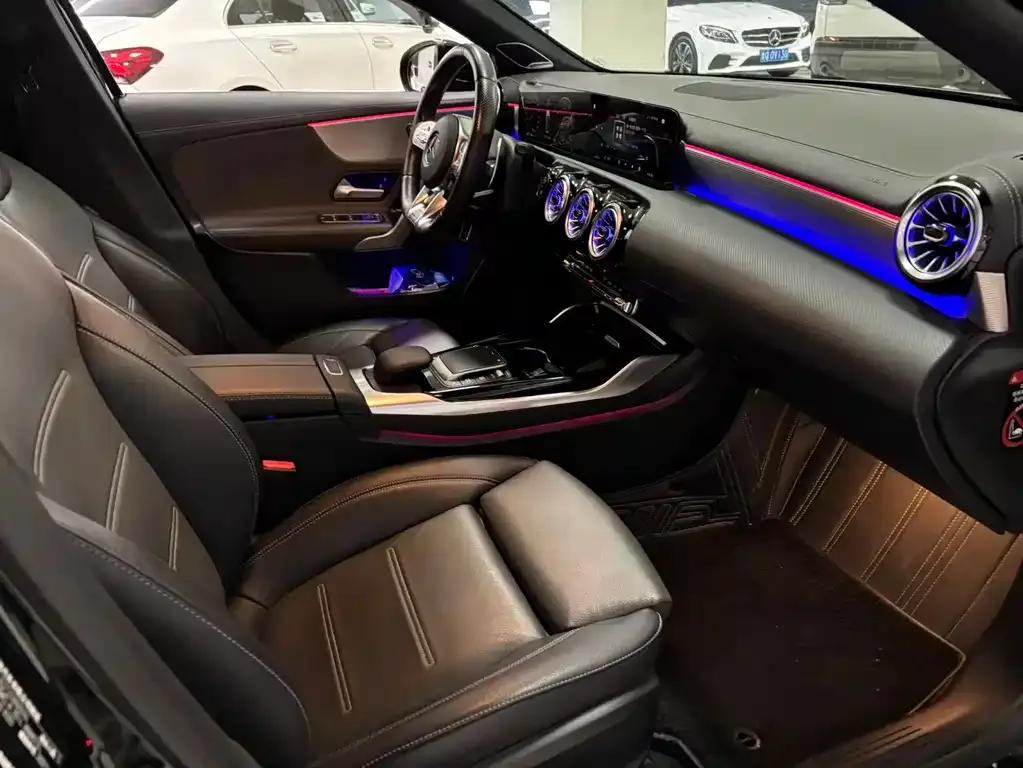 Mercedes-Benz A-Class AMG — фото 5