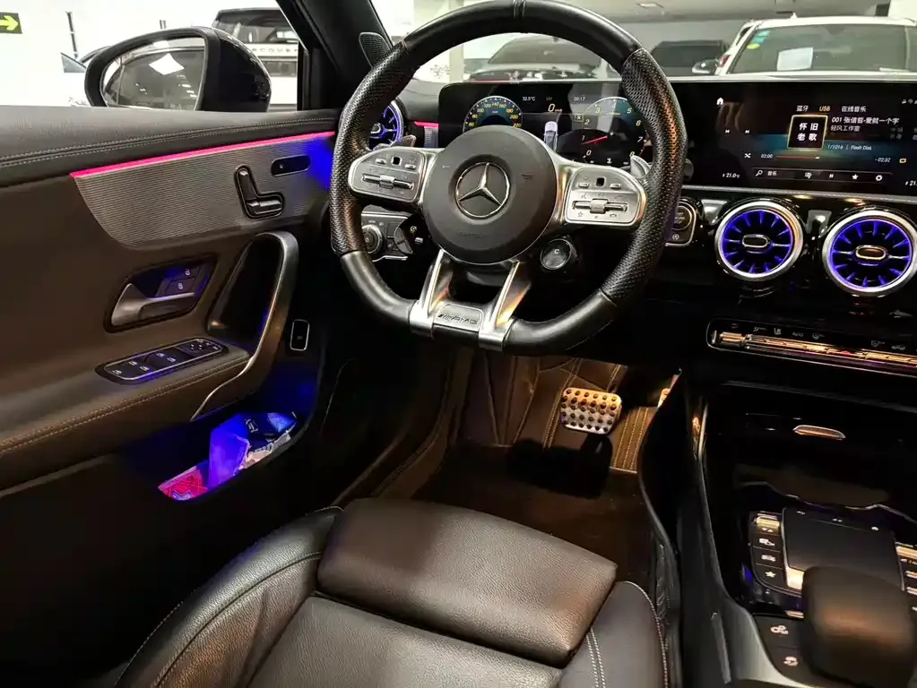 Mercedes-Benz A-Class AMG — фото 9