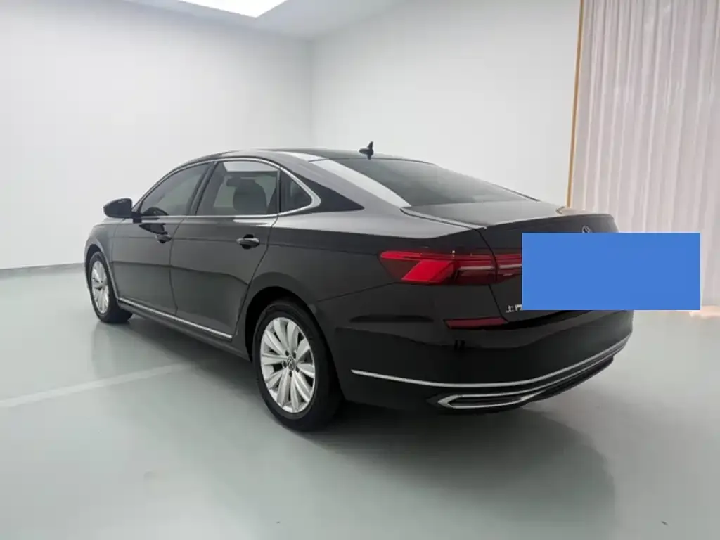 Volkswagen Passat — фото 5