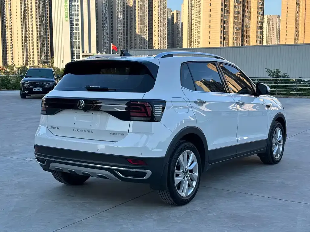 Volkswagen T-Cross — фото 5