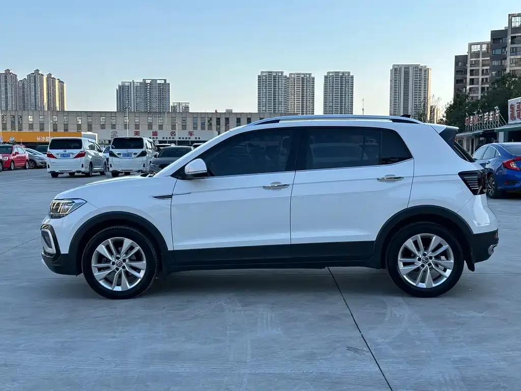 Volkswagen T-Cross — фото 4