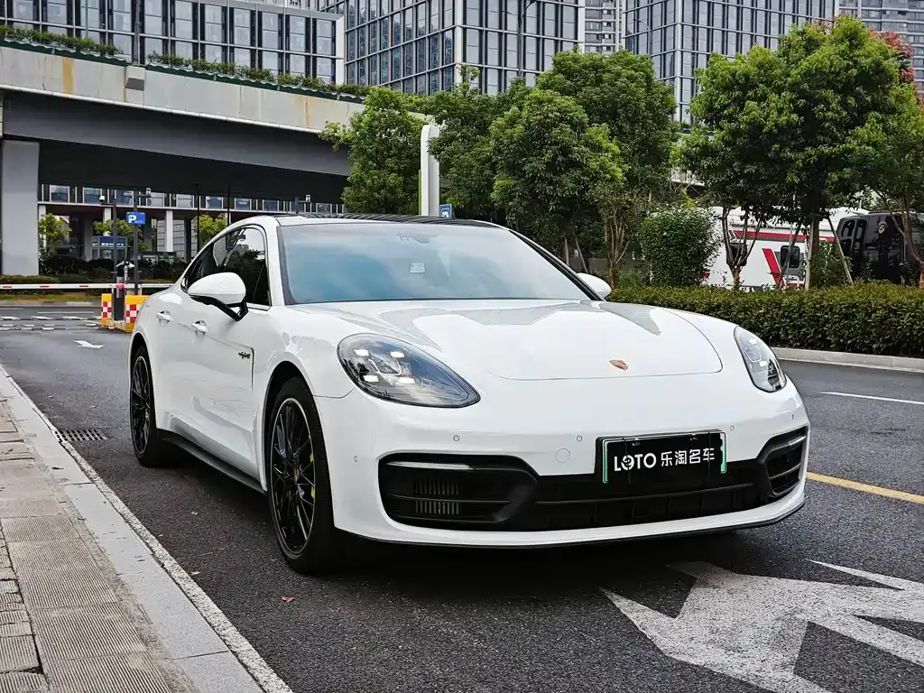 Porsche Panamera Hybrid — фото 9