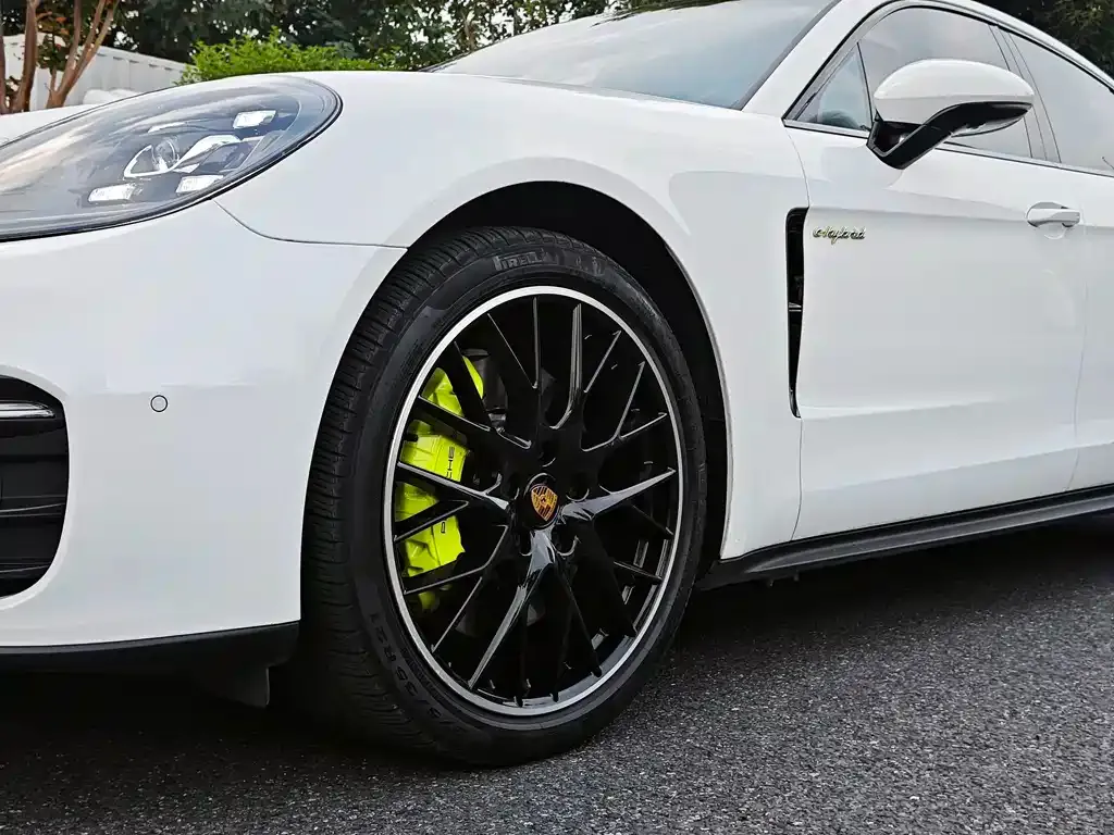 Porsche Panamera Hybrid — фото 4
