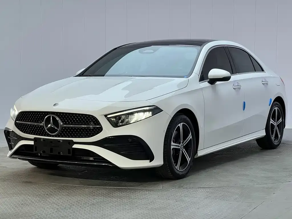 Mercedes-Benz A-Class — фото 1
