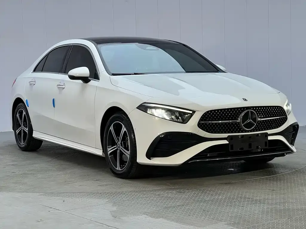 Mercedes-Benz A-Class — фото 9