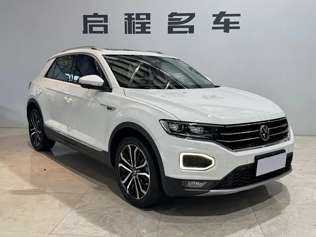 Volkswagen T-Roc — фото 2