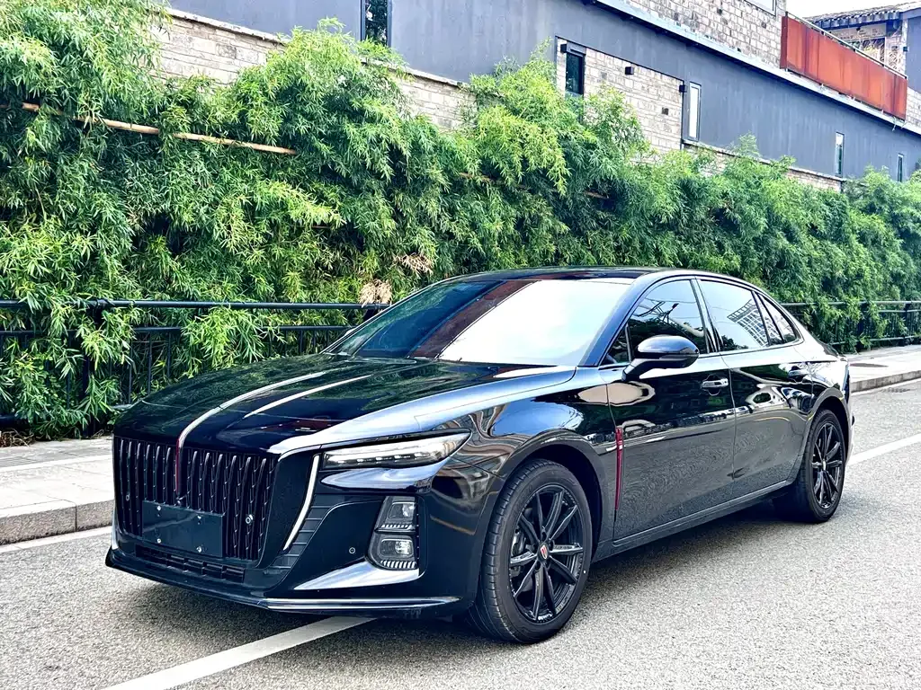 Hongqi H5 — фото 1