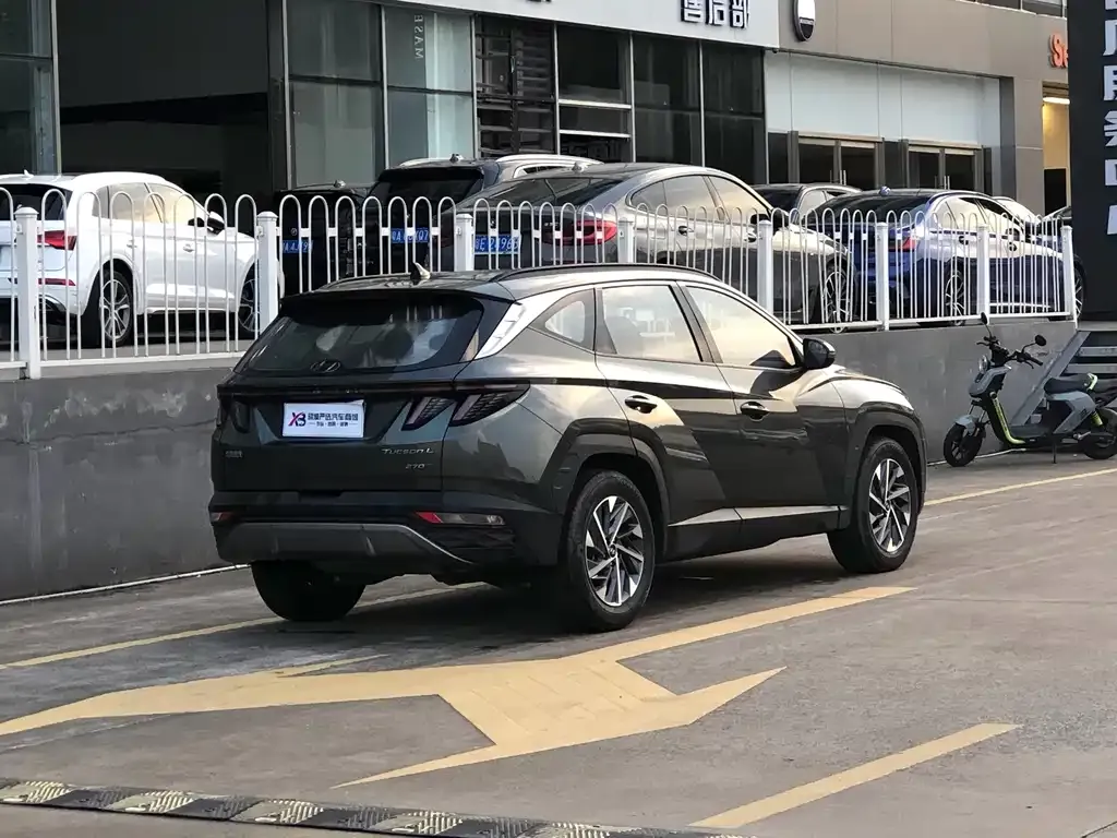 Hyundai Tucson — фото 10