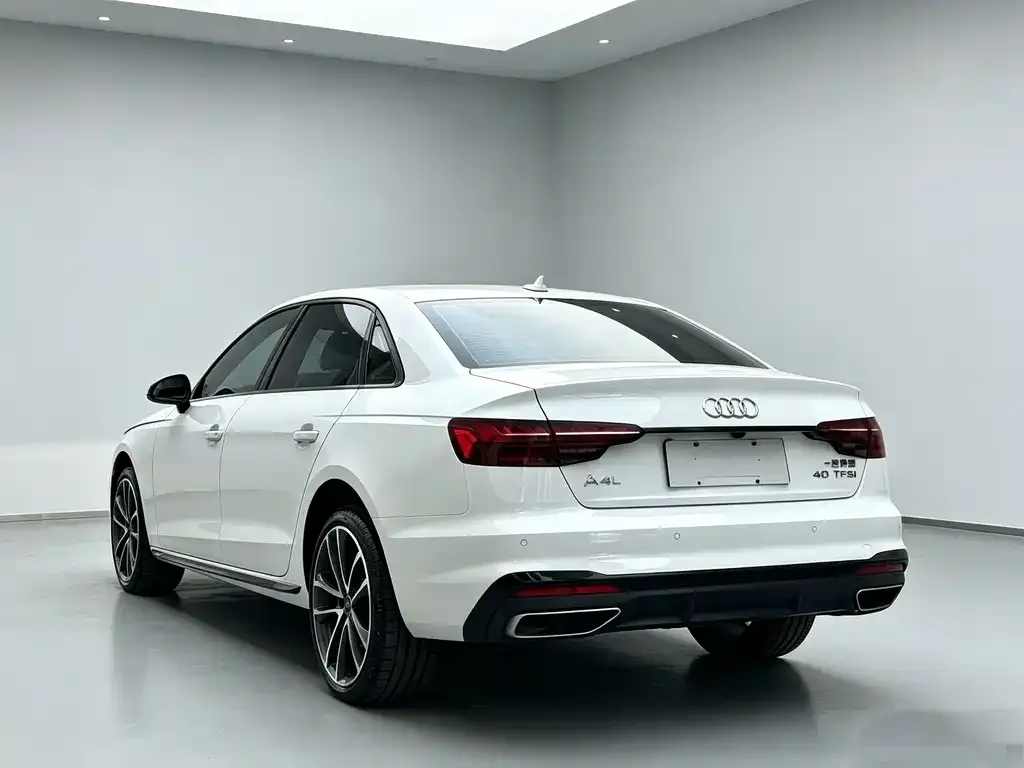 Audi A4L — фото 3