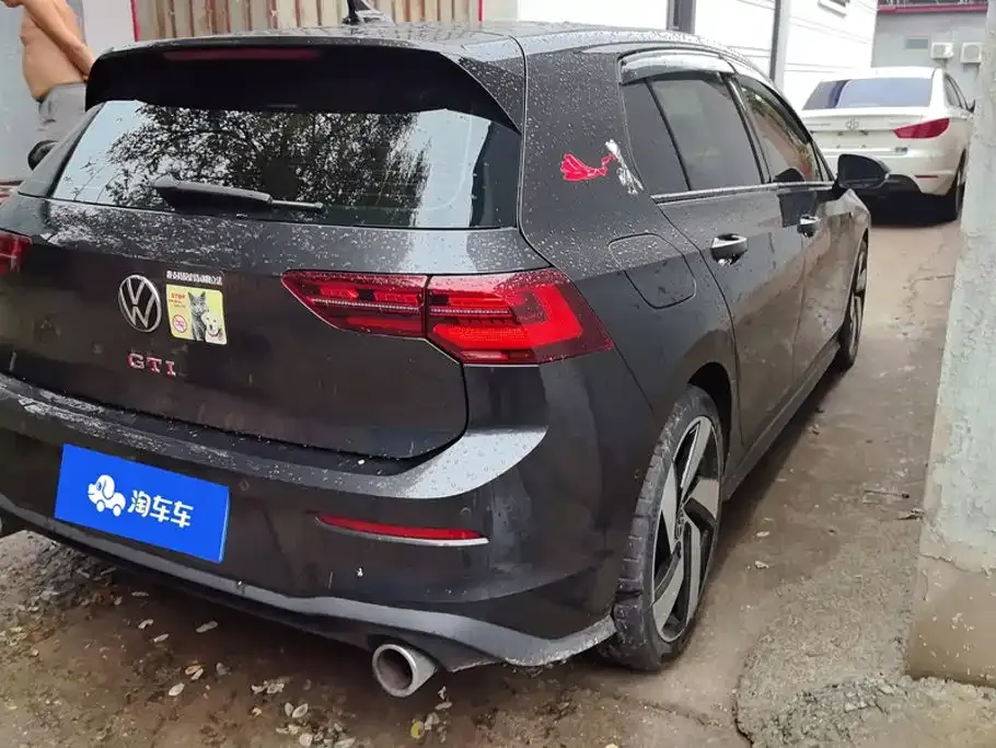 Volkswagen Golf GTI — фото 7