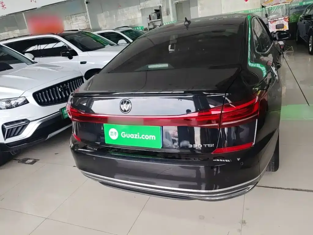 Volkswagen Passat — фото 9