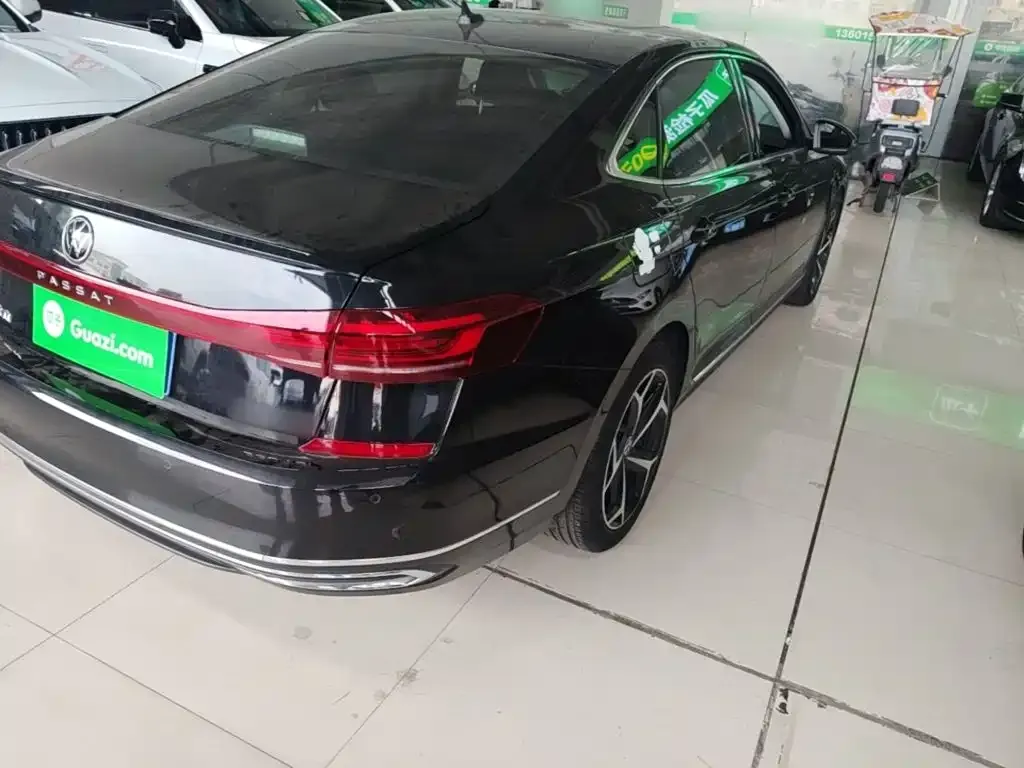 Volkswagen Passat — фото 2