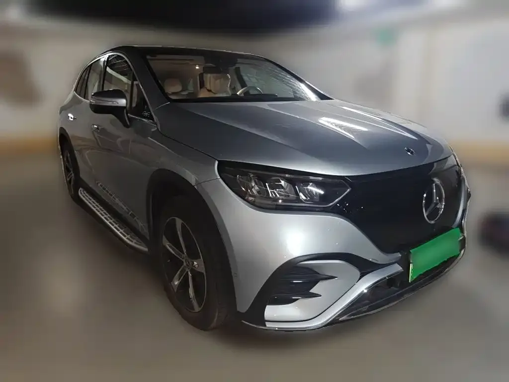 Mercedes-Benz EQE SUV — фото 6